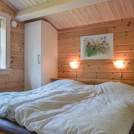 Stunning In W/ 3 Bedrooms * Højslev