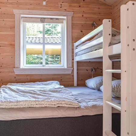 בית נופש Stunning In W/ 3 Bedrooms Højslev